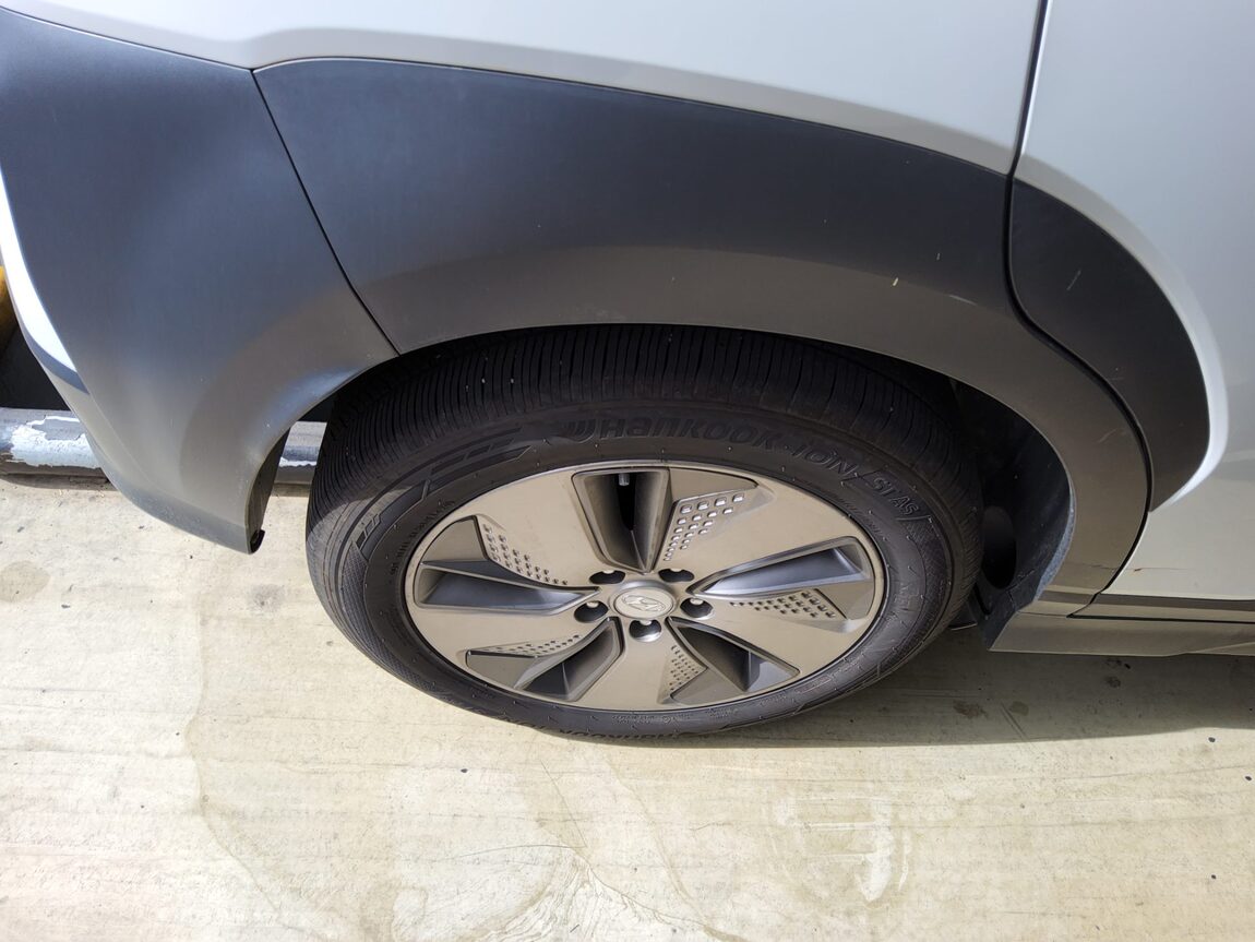 HYUNDAI KONA ELECTRIC EV PREMIUM 2019 - zdjęcie 28