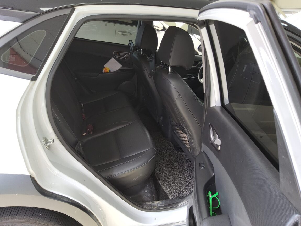 HYUNDAI KONA ELECTRIC EV PREMIUM 2019 - zdjęcie 13