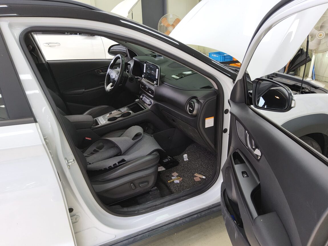HYUNDAI KONA ELECTRIC EV PREMIUM 2019 - zdjęcie 14