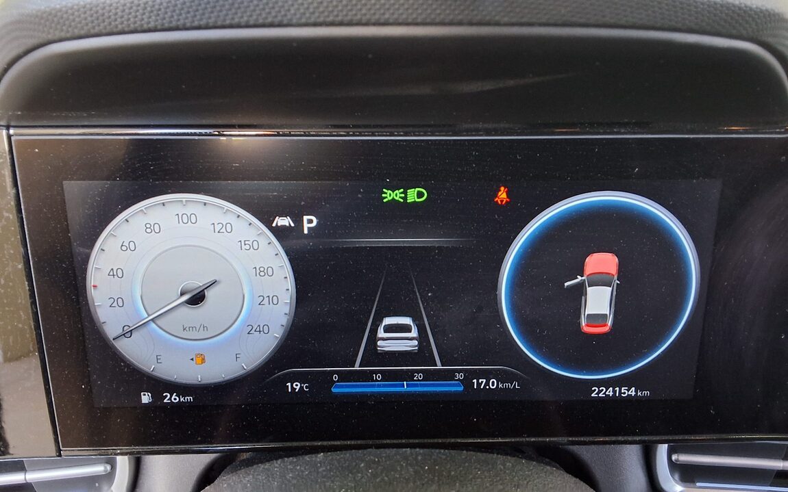 HYUNDAI AVANTE (CN7) 1.6 GASOLINE MODERN 2023 - zdjęcie 9