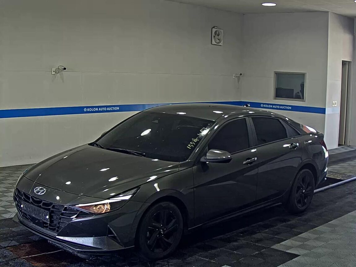 HYUNDAI AVANTE (CN7) 1.6 GASOLINE MODERN 2023 - zdjęcie 2