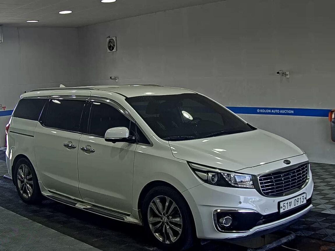 KIA ALL NEW CARNIVAL 7-SEATER LIMOUSINE DIESEL VIP 2016 - zdjęcie 3