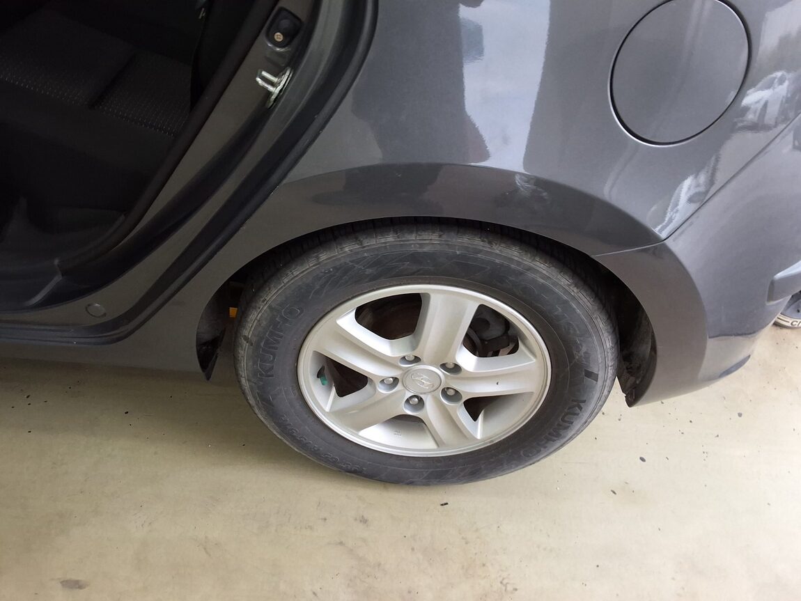 HYUNDAI i30 1.6 VVT LUXURY 2008 - zdjęcie 22