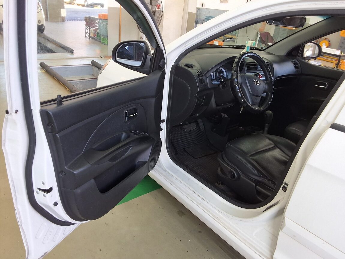KIA NEW MORNING LX PREMIUM MODEL BLACK PREMIUM 2009 - zdjęcie 10