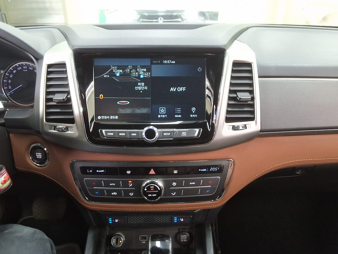 KG MOBILITY (SSANGYONG) REXTON SPORTS 2.2 4WD NOBLESSE 2018 - zdjęcie 24