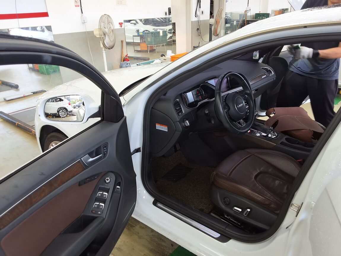 AUDI A4 (4TH GEN) 35 TDI QUATTRO COMFORT EDITION 2015 - zdjęcie 10