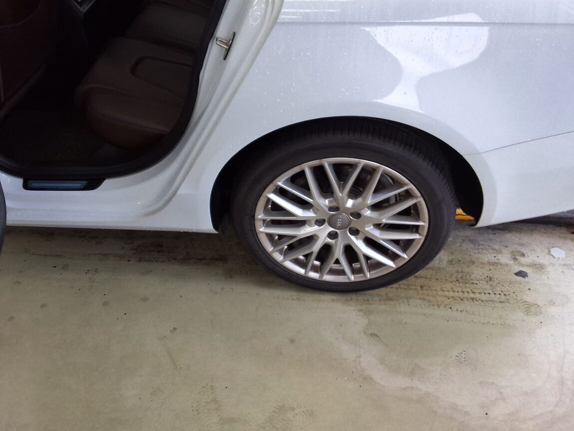 AUDI A4 (4TH GEN) 35 TDI QUATTRO COMFORT EDITION 2015 - zdjęcie 23