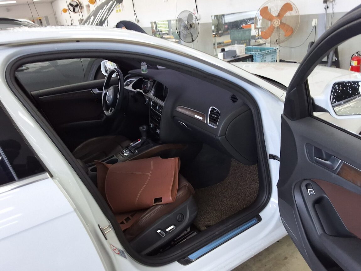 AUDI A4 (4TH GEN) 35 TDI QUATTRO COMFORT EDITION 2015 - zdjęcie 14