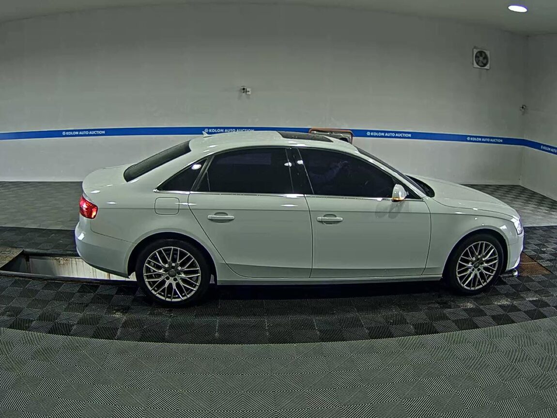 AUDI A4 (4TH GEN) 35 TDI QUATTRO COMFORT EDITION 2015 - zdjęcie 4