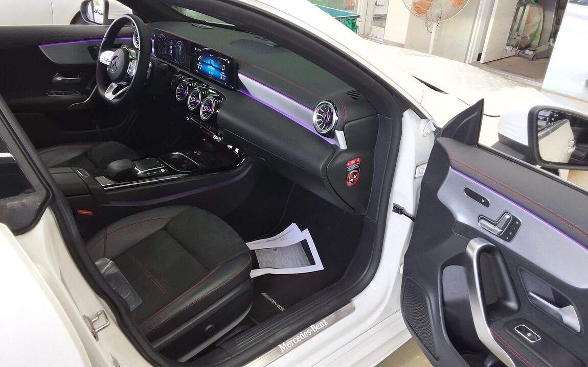 MERCEDES-BENZ CLA-CLASS (2ND GEN) CLA250 4MATIC 2021 - zdjęcie 14