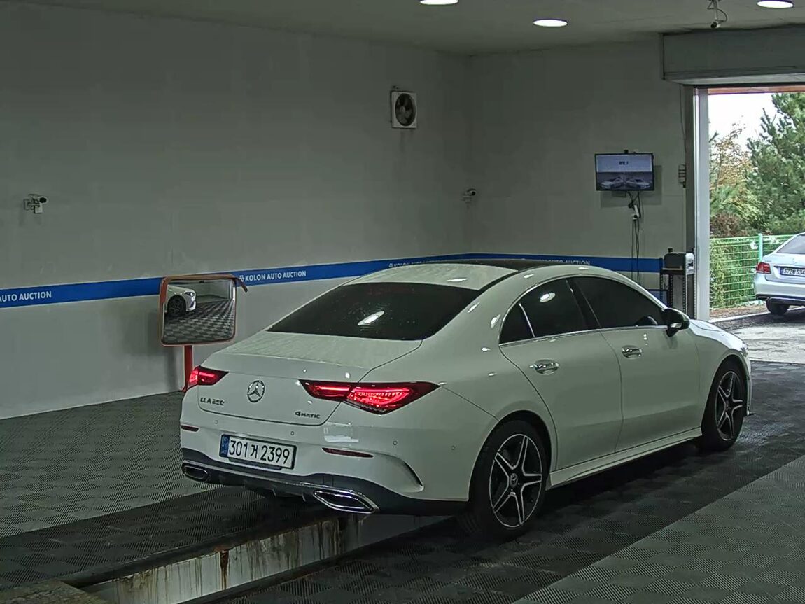 MERCEDES-BENZ CLA-CLASS (2ND GEN) CLA250 4MATIC 2021 - zdjęcie 5