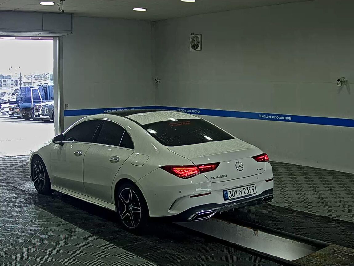 MERCEDES-BENZ CLA-CLASS (2ND GEN) CLA250 4MATIC 2021 - zdjęcie 6