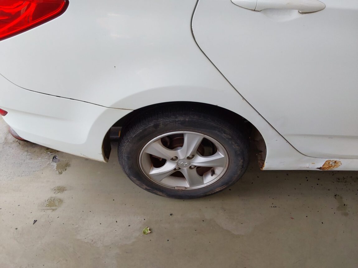 HYUNDAI NEW ACCENT 1.4 VVT MODERN 2014 - zdjęcie 23