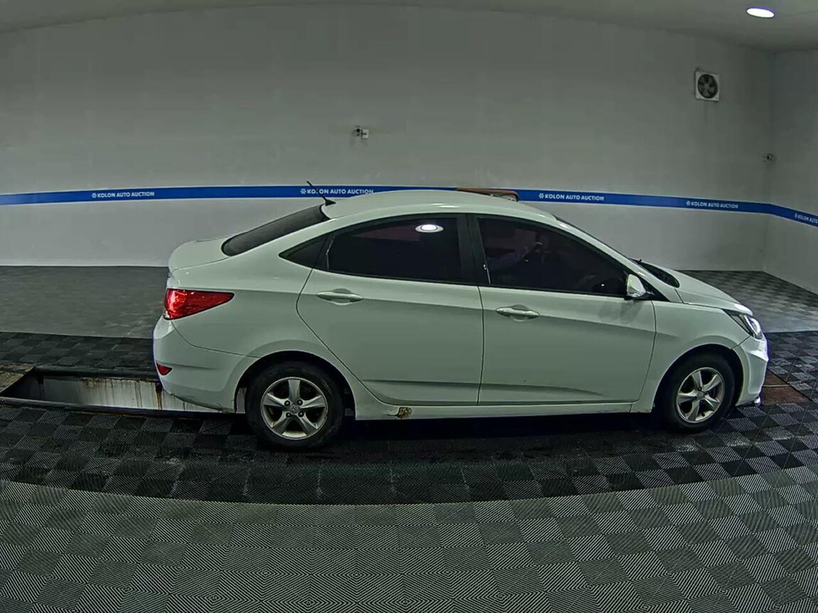 HYUNDAI NEW ACCENT 1.4 VVT MODERN 2014 - zdjęcie 4