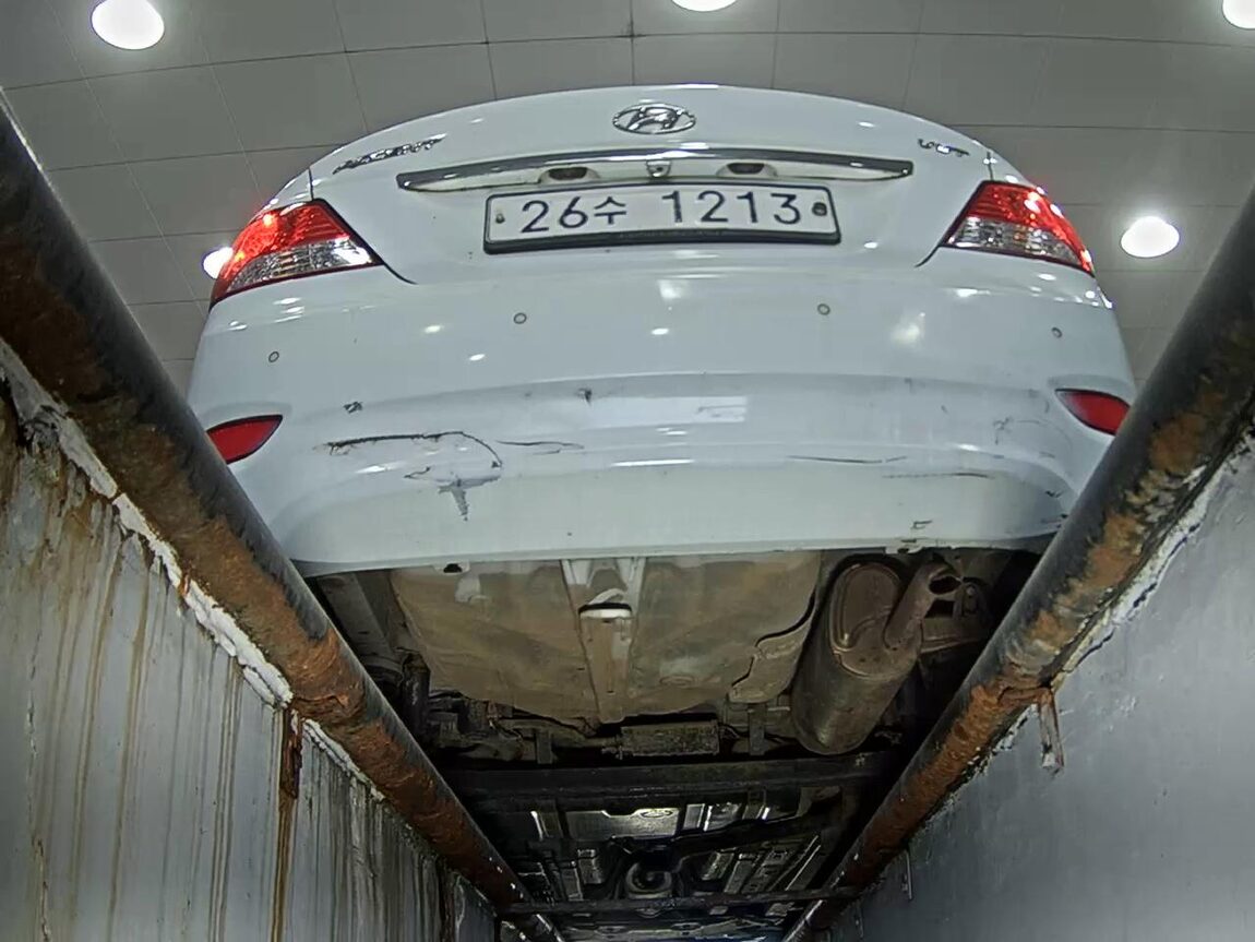 HYUNDAI NEW ACCENT 1.4 VVT MODERN 2014 - zdjęcie 8