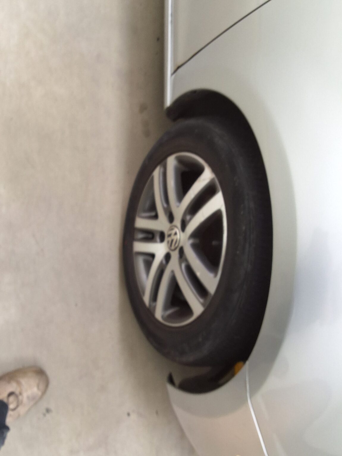 VOLKSWAGEN GOLF (6TH GEN) 1.6 TDI BLUEMOTION 2012 - zdjęcie 21