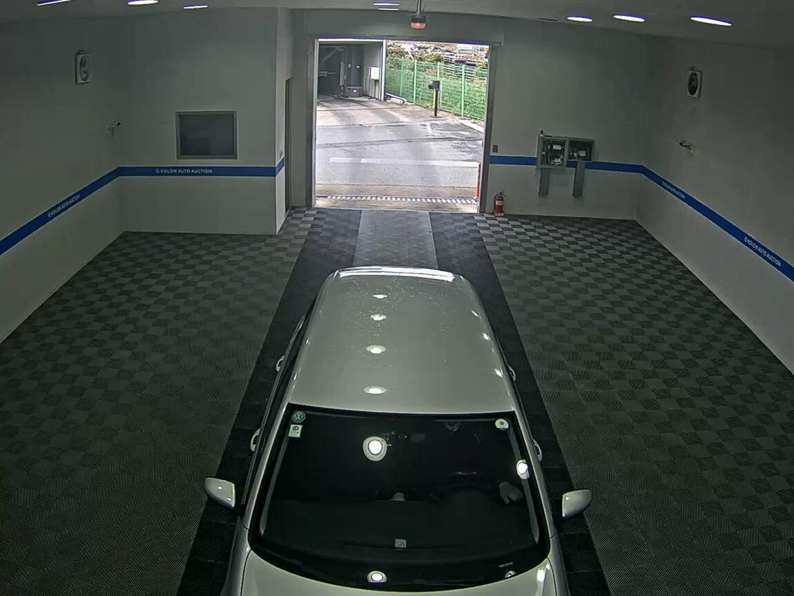 VOLKSWAGEN GOLF (6TH GEN) 1.6 TDI BLUEMOTION 2012 - zdjęcie 7