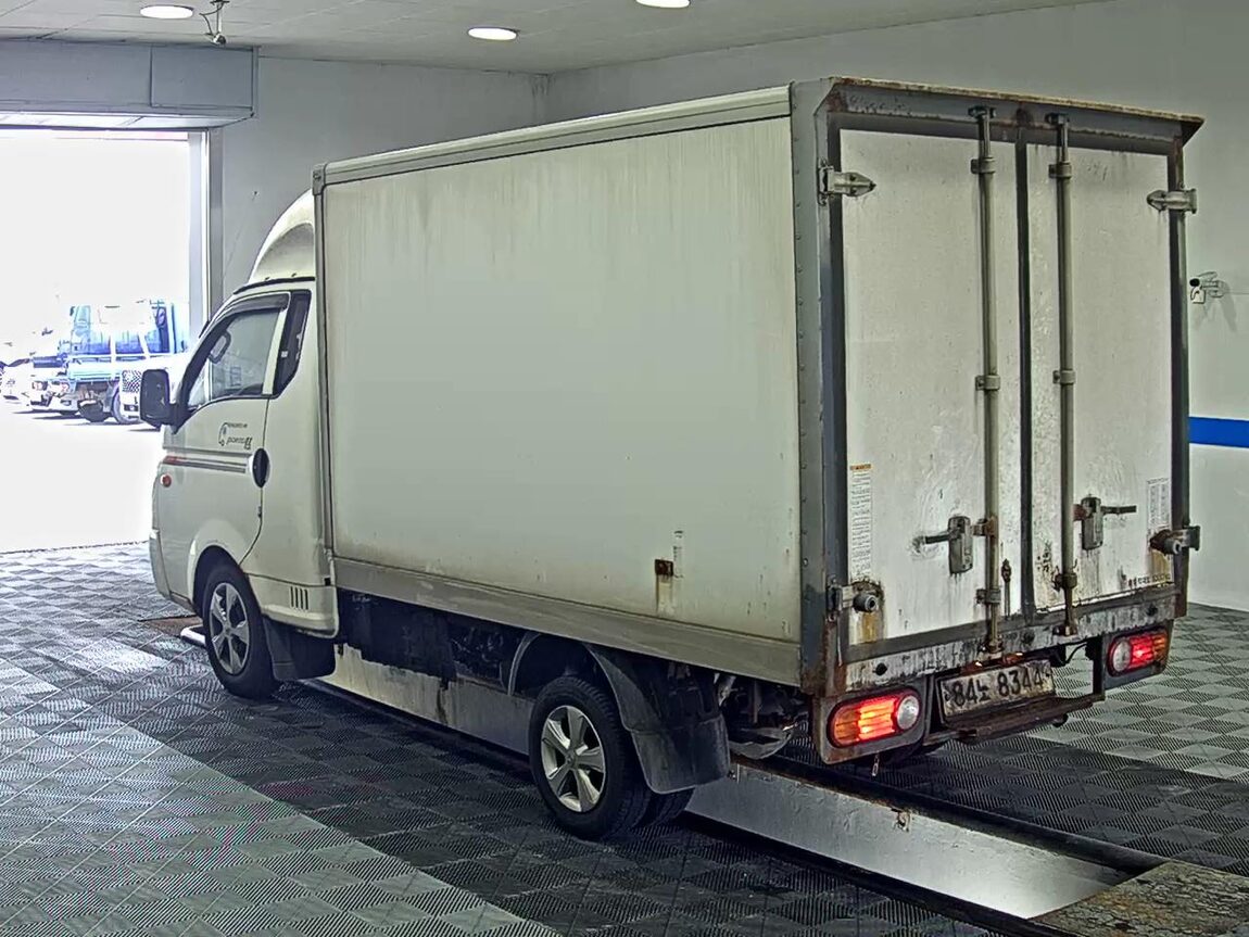 HYUNDAI PORTER II FREEZER BOX TRUCK SUPER CAB 2017 - zdjęcie 6