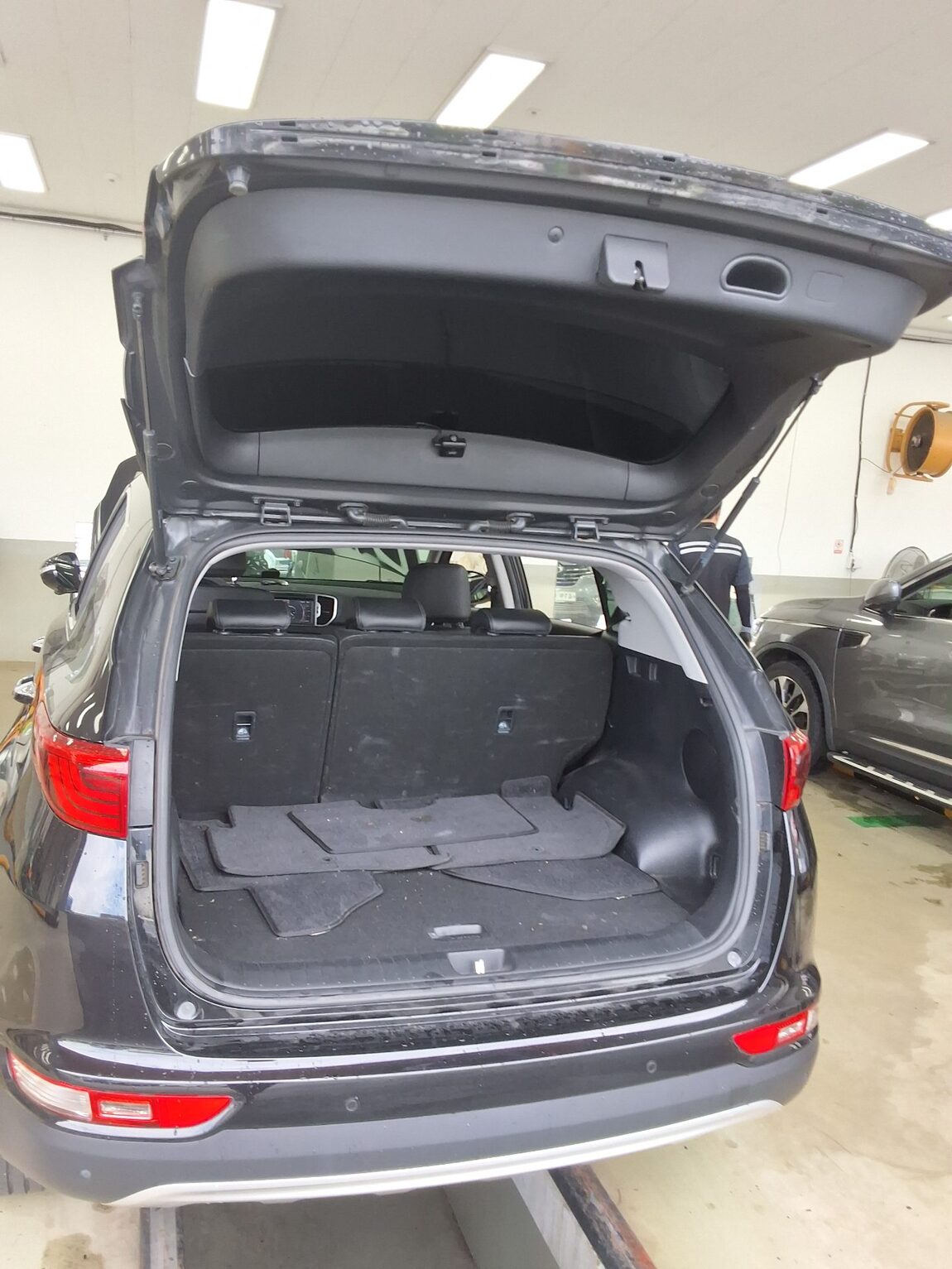 KIA NEW SPORTAGE 1.7 2WD TRENDY 2016 - zdjęcie 15