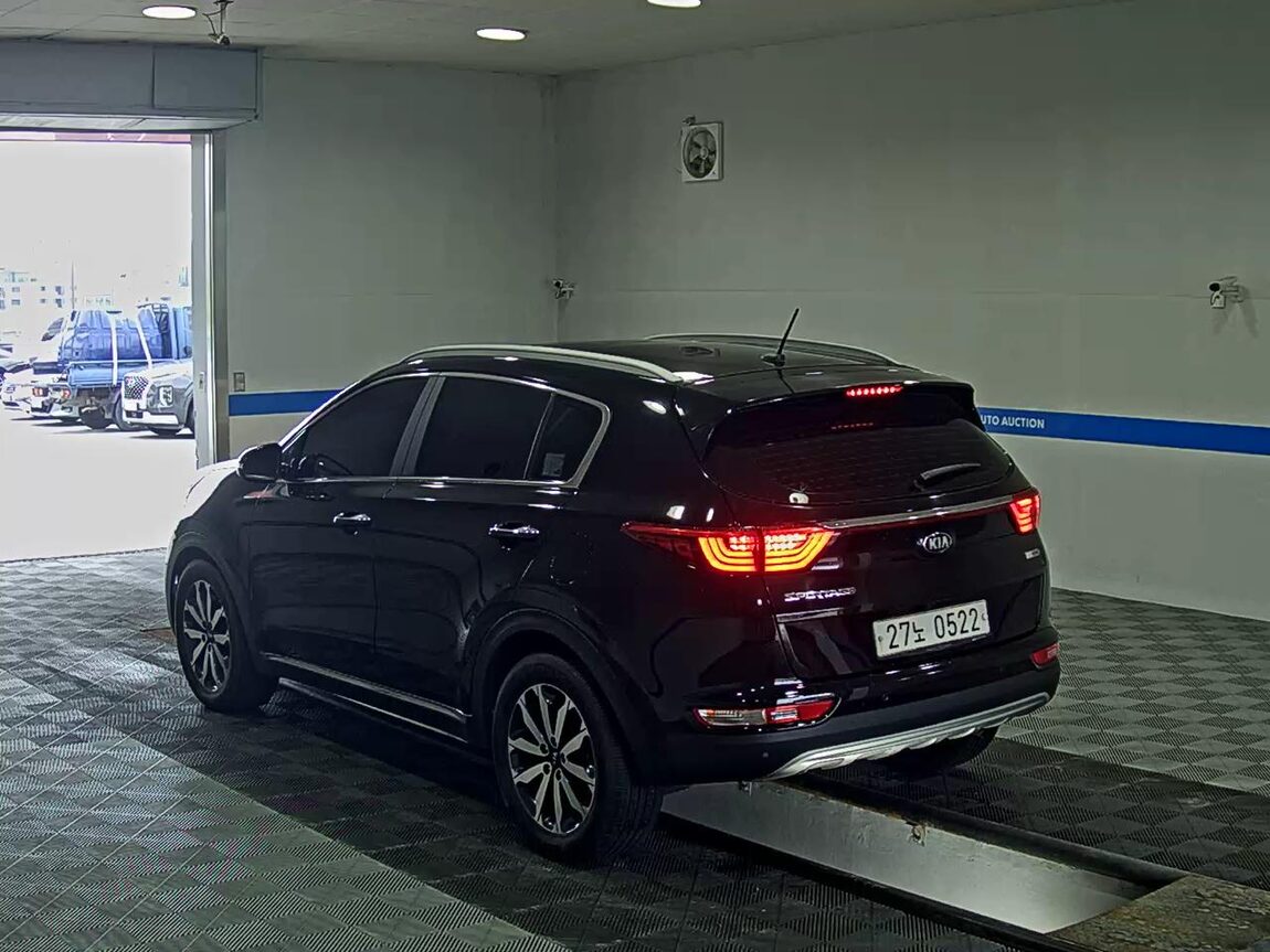 KIA NEW SPORTAGE 1.7 2WD TRENDY 2016 - zdjęcie 6