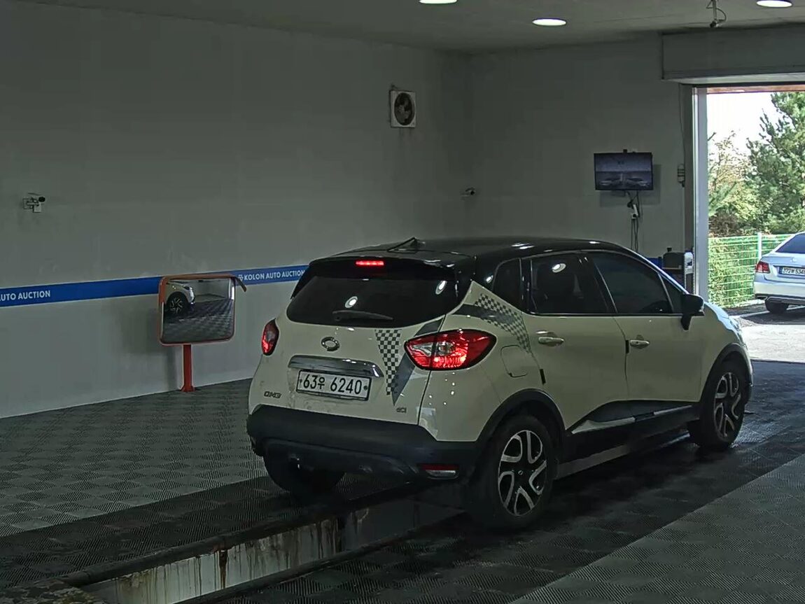 RENAULT (SAMSUNG) QM3 RE 2015 - zdjęcie 5