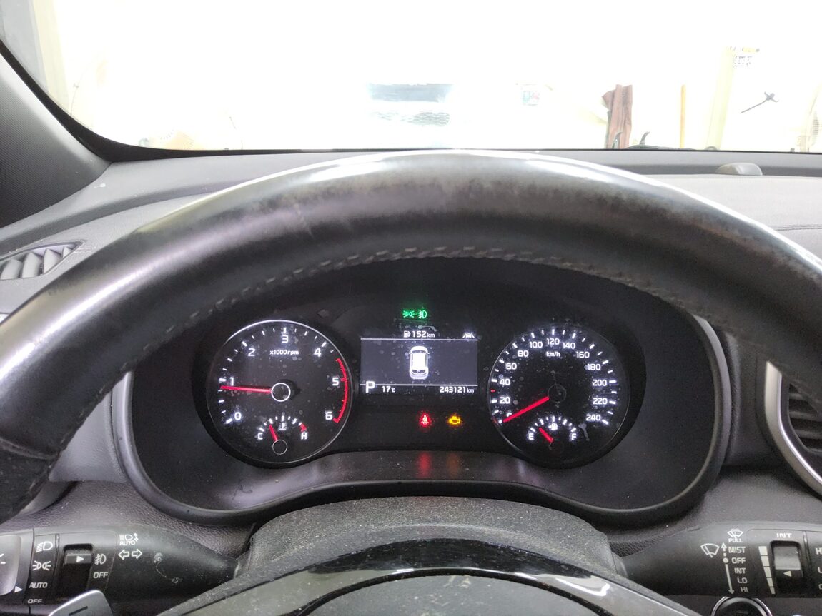 KIA SPORTAGE THE BOLD 1.6 DIESEL 2WD TRENDY 2022 - zdjęcie 9