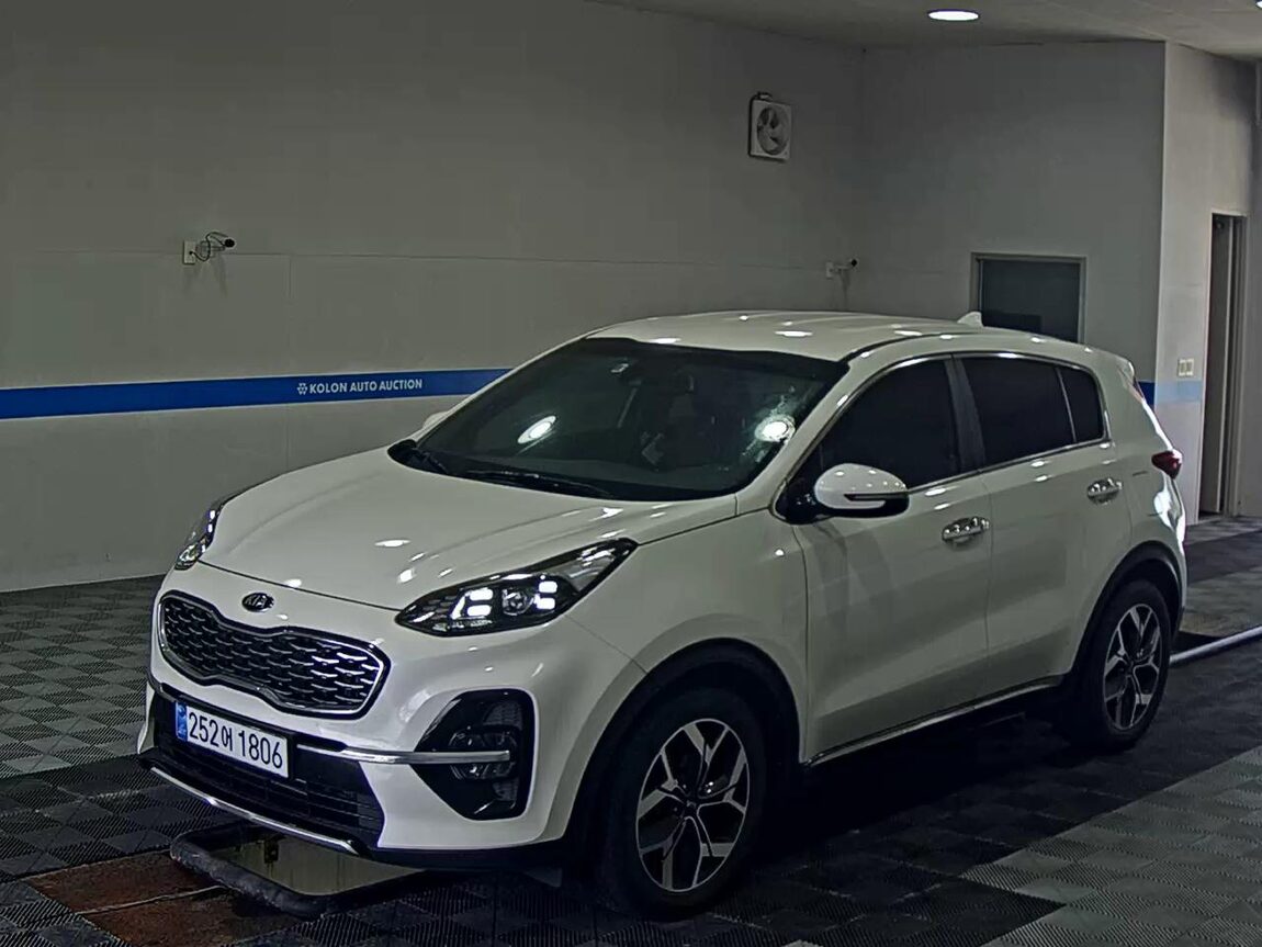 KIA SPORTAGE THE BOLD 1.6 DIESEL 2WD TRENDY 2022 - zdjęcie 2
