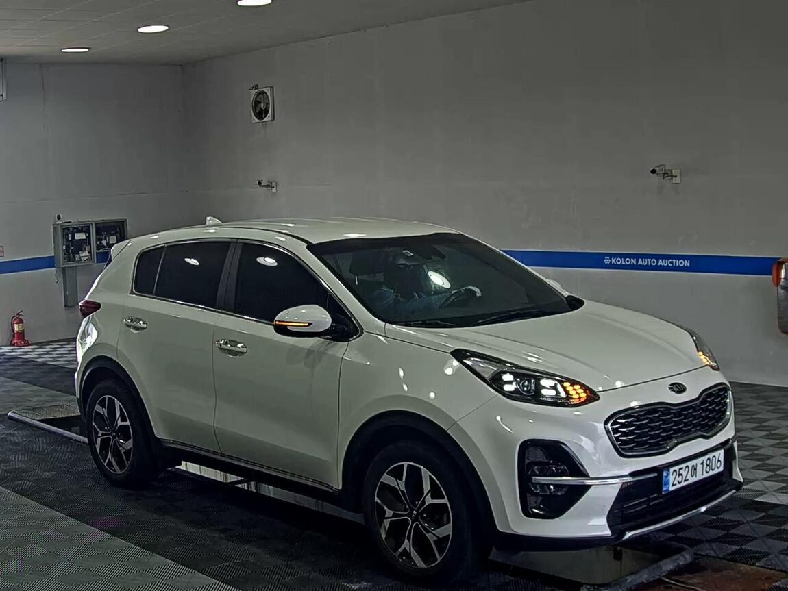 KIA SPORTAGE THE BOLD 1.6 DIESEL 2WD TRENDY 2022 - zdjęcie 3