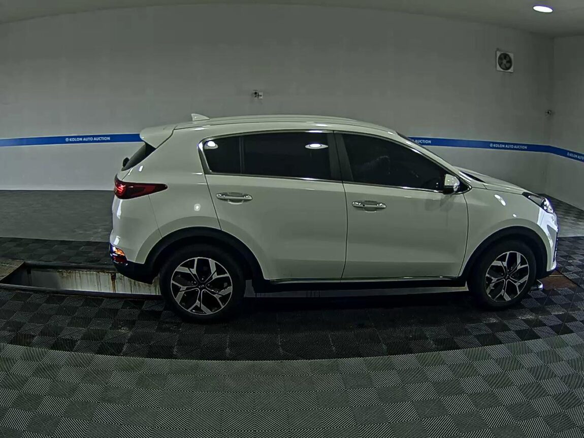 KIA SPORTAGE THE BOLD 1.6 DIESEL 2WD TRENDY 2022 - zdjęcie 4