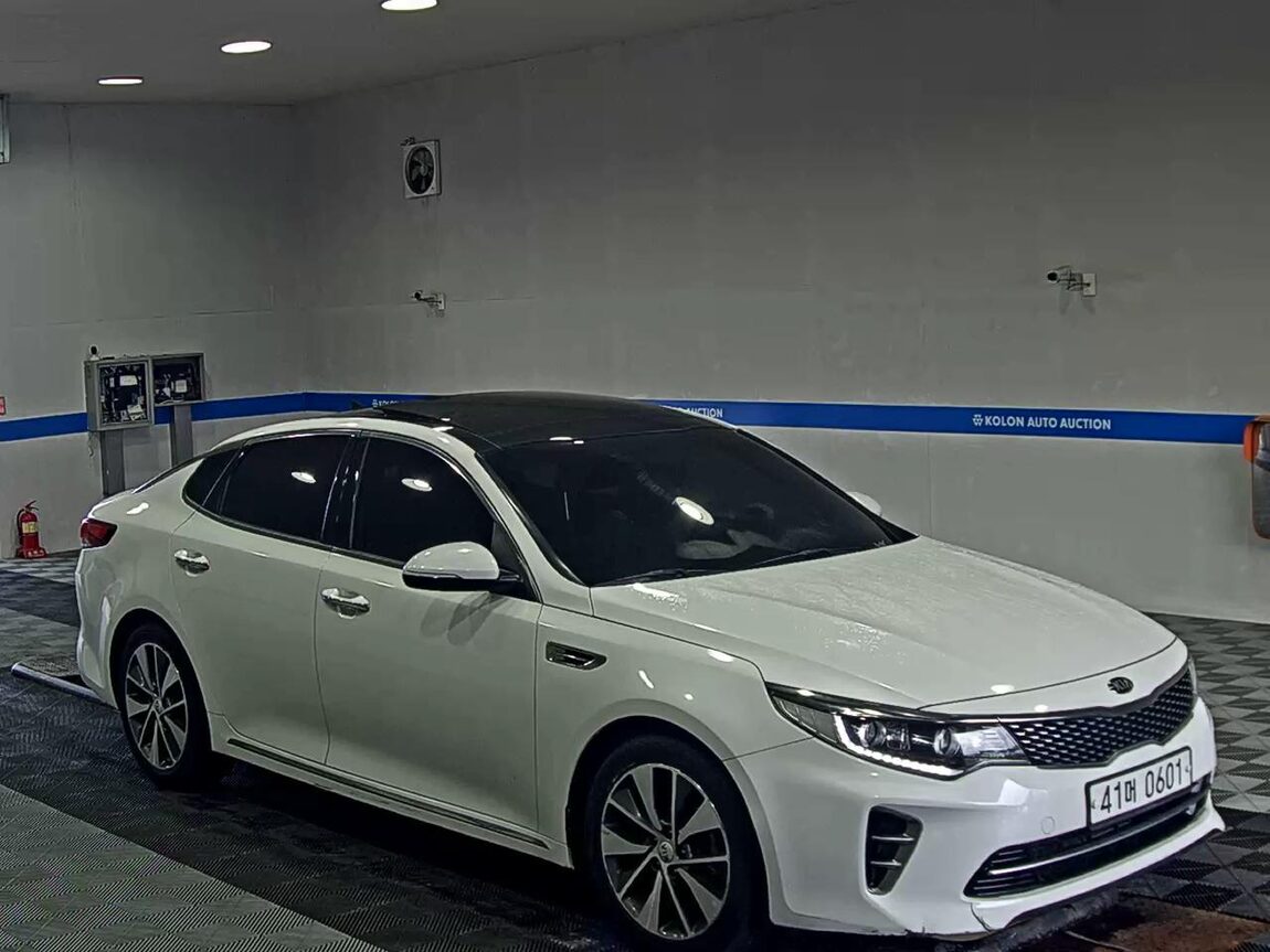 KIA NEW K5 2.0 GASOLINE PRESTIGE SX 2016 - zdjęcie 3