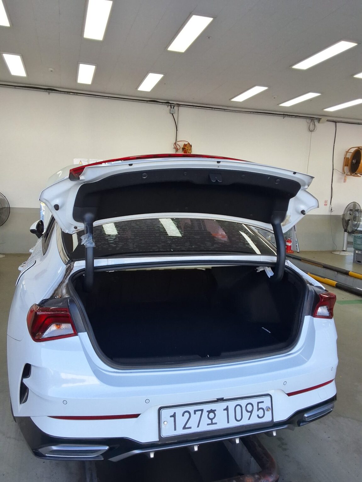 KIA NEW K5 (DL3) 2.0 LPI RENTAL CAR STANDARD 2020 - zdjęcie 15