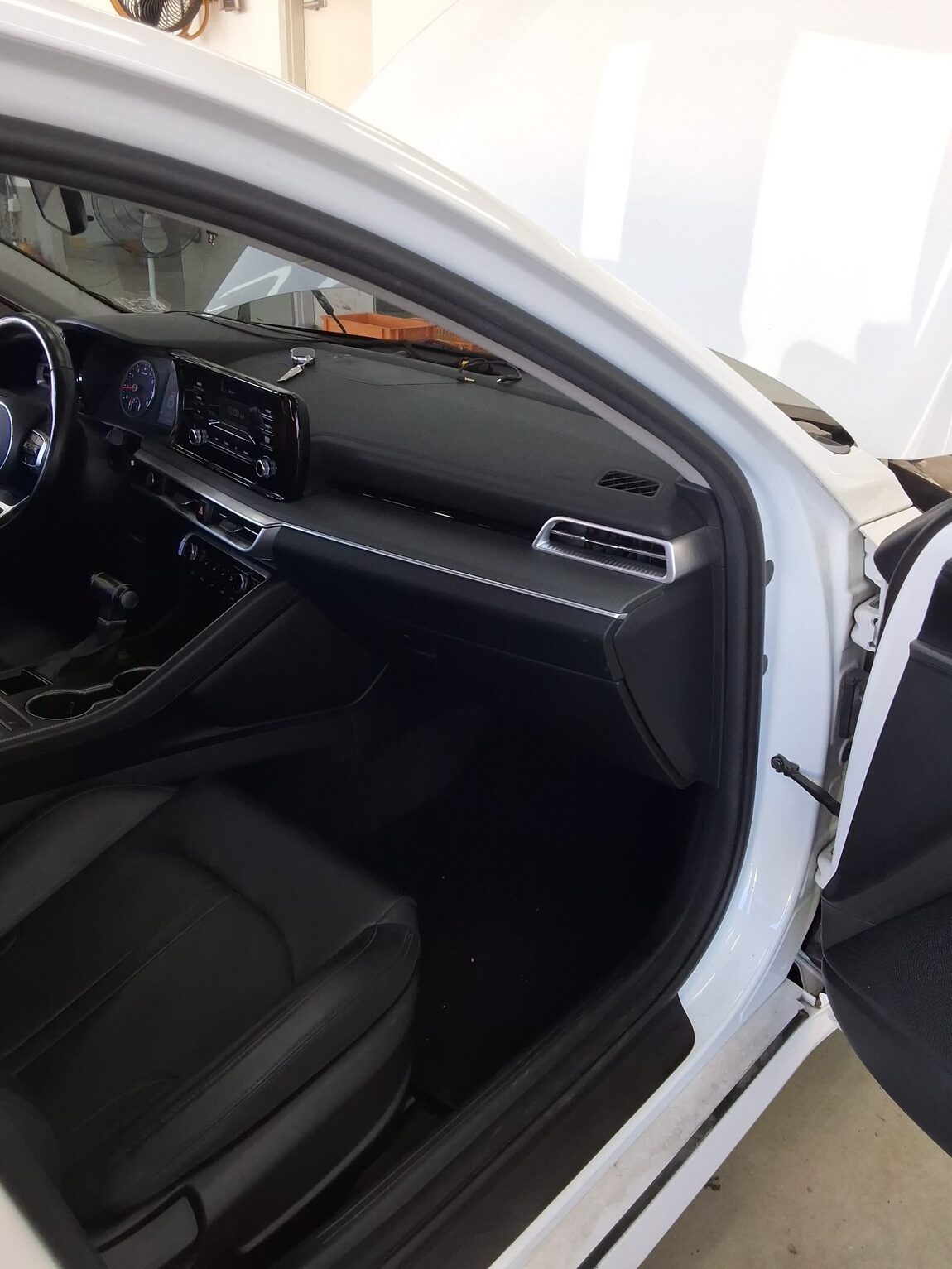 KIA NEW K5 (DL3) 2.0 LPI RENTAL CAR STANDARD 2020 - zdjęcie 14