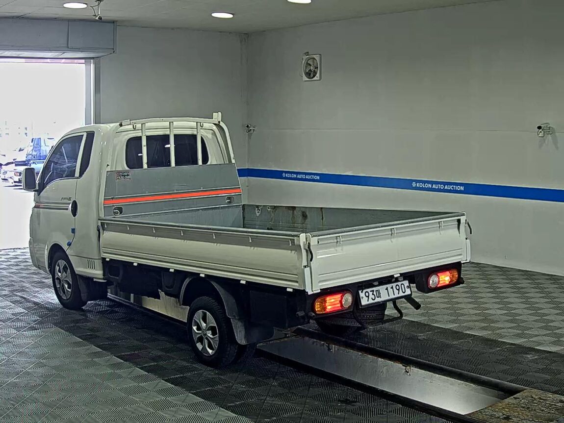 HYUNDAI PORTER II CRDi SUPER CAB EXTRA LONG WHEELBASE MODERN 2019 - zdjęcie 6