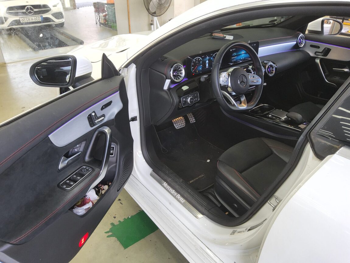 MERCEDES-BENZ CLA-CLASS (2ND GEN) CLA250 4MATIC 2021 - zdjęcie 10