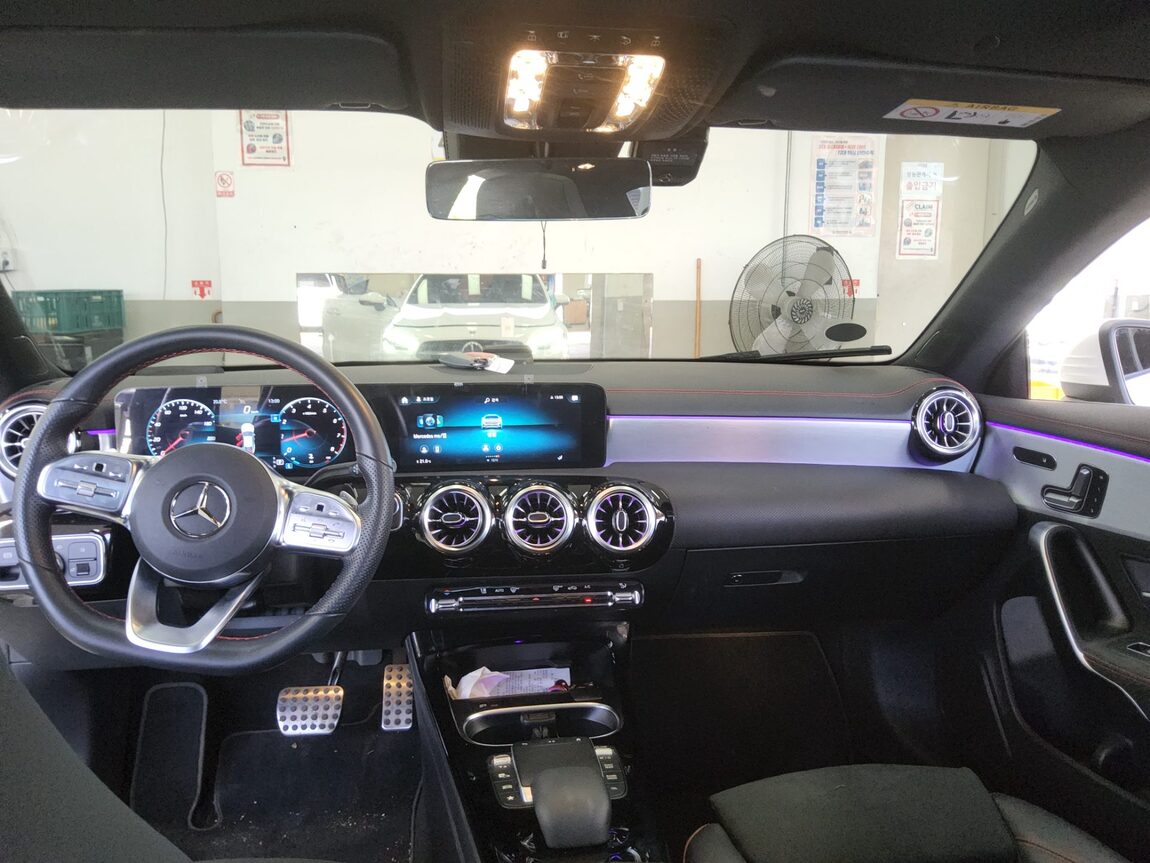 MERCEDES-BENZ CLA-CLASS (2ND GEN) CLA250 4MATIC 2021 - zdjęcie 11
