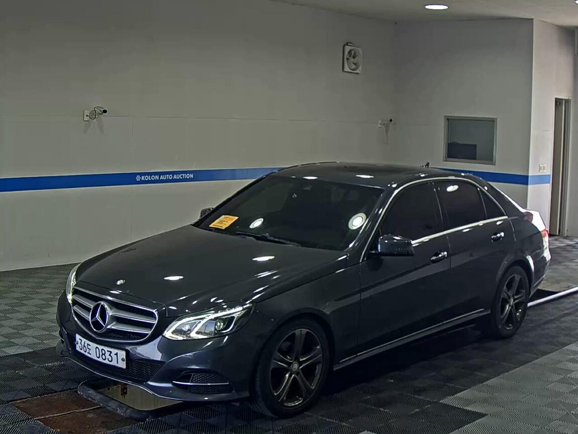 MERCEDES-BENZ E-CLASS (4TH GEN) E220 CDI BLUETEC AVANTGARDE SPORT 2016 - zdjęcie 2