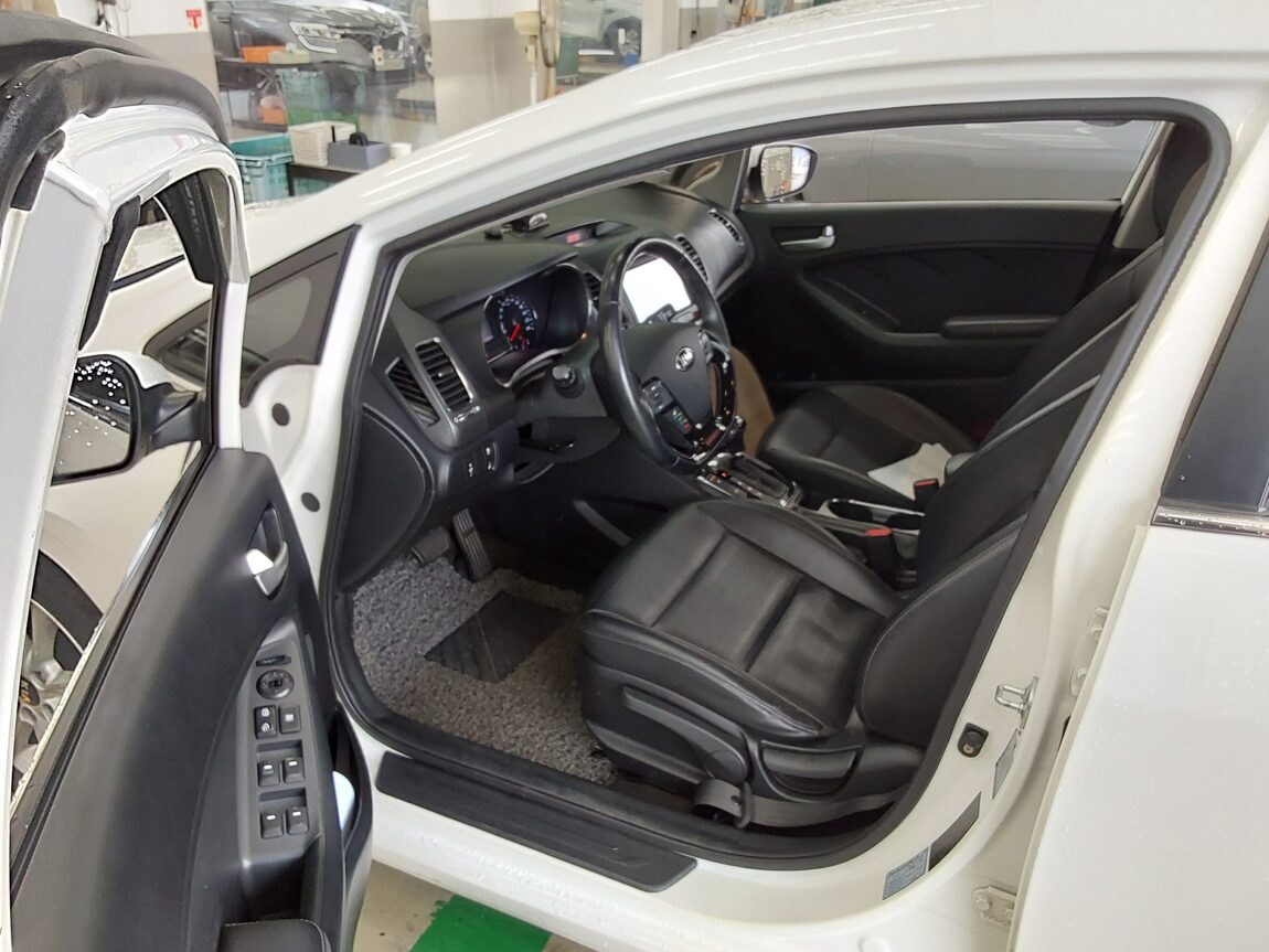 KIA THE NEW K3 1.6 GDI TRENDY 2016 - zdjęcie 10