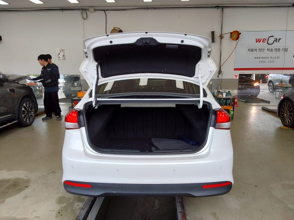 KIA THE NEW K3 1.6 GDI TRENDY 2016 - zdjęcie 15
