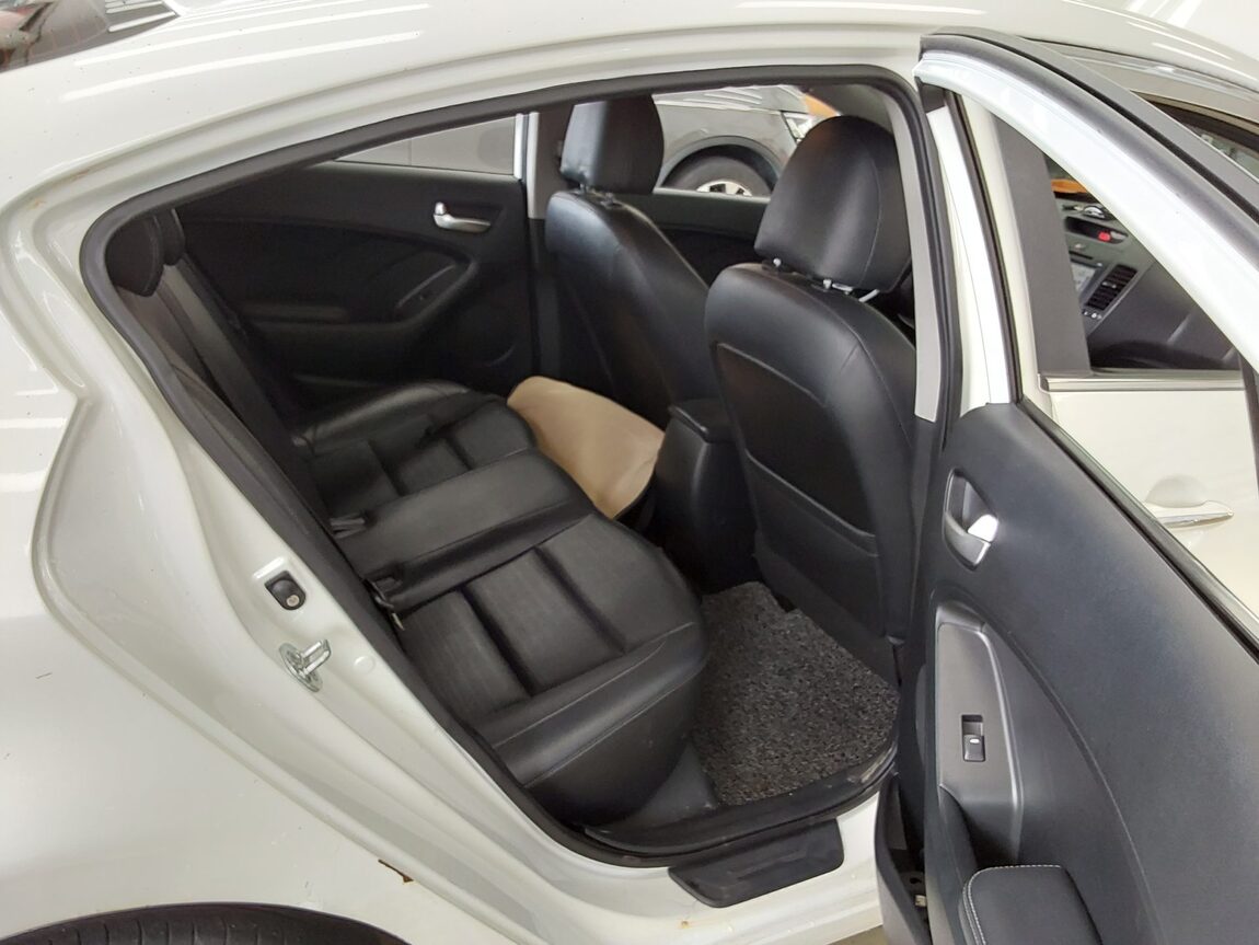 KIA THE NEW K3 1.6 GDI TRENDY 2016 - zdjęcie 13
