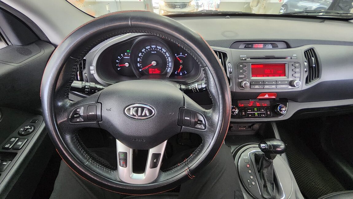 KIA SPORTAGE R DIESEL R2.0 2WD TLX LUXURY MODEL 2011 - zdjęcie 18