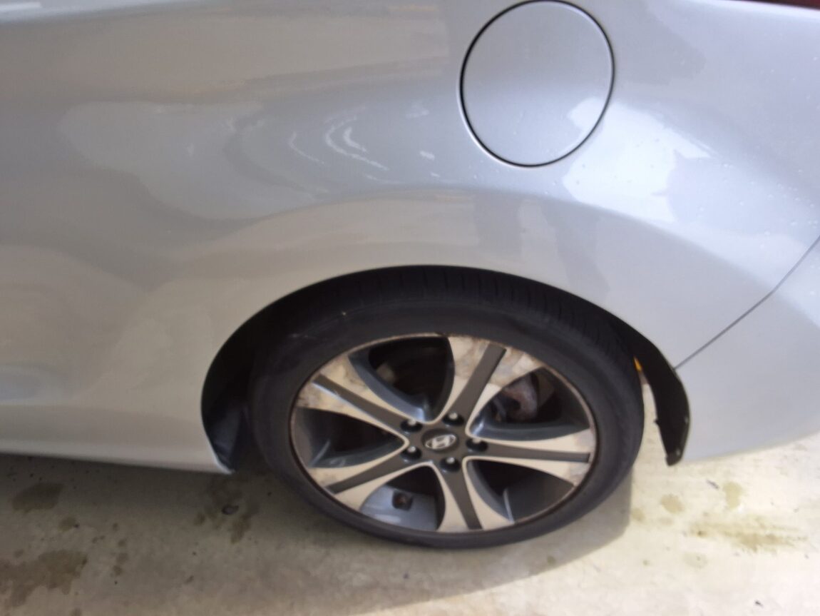 HYUNDAI AVANTE COUPE 2.0 GDi PREMIUM 2014 - zdjęcie 18