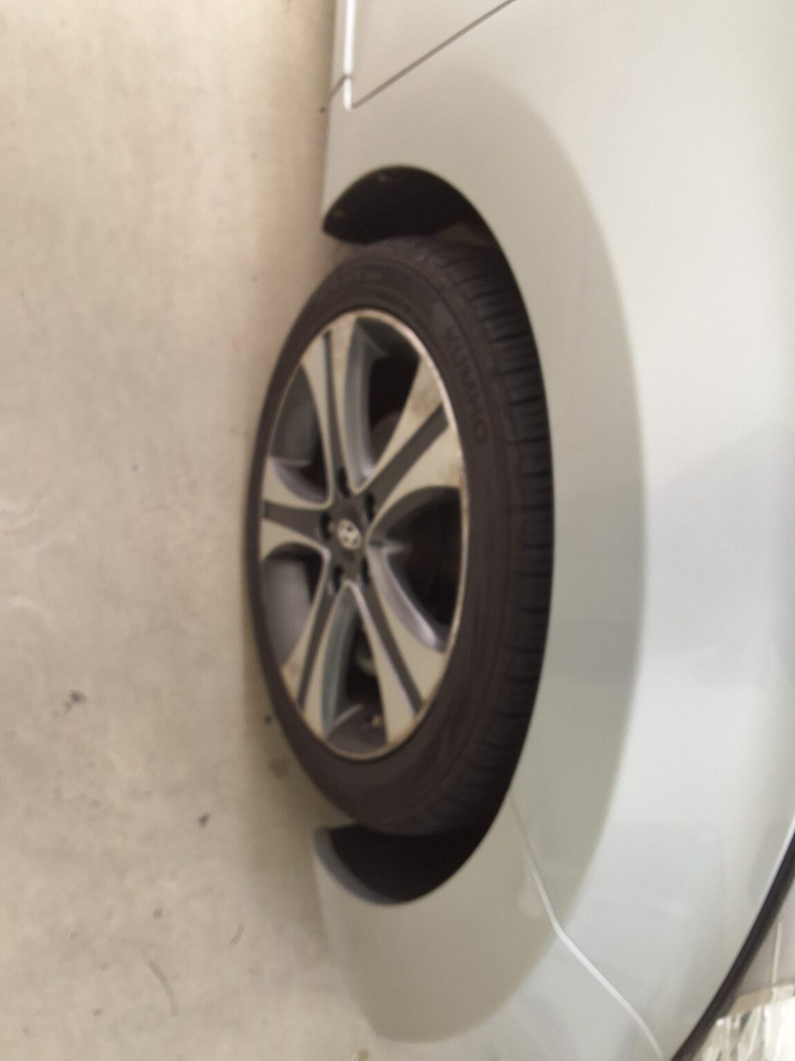 HYUNDAI AVANTE COUPE 2.0 GDi PREMIUM 2014 - zdjęcie 19