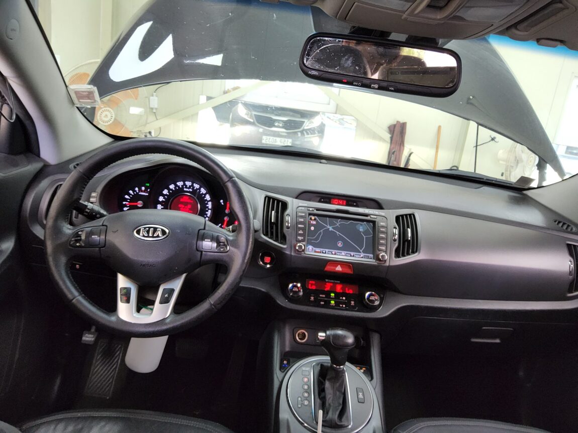 KIA SPORTAGE R DIESEL R2.0 4WD LIMITED 2011 - zdjęcie 11