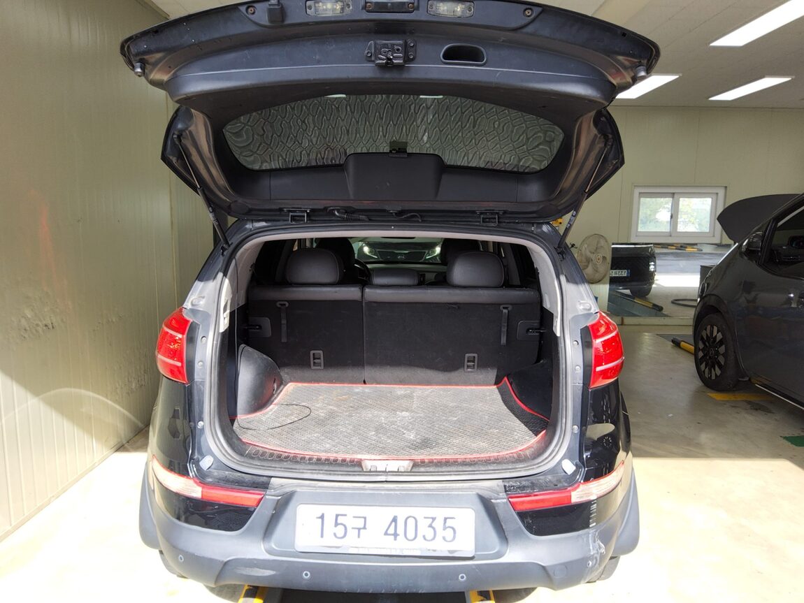 KIA SPORTAGE R DIESEL R2.0 4WD LIMITED 2011 - zdjęcie 15