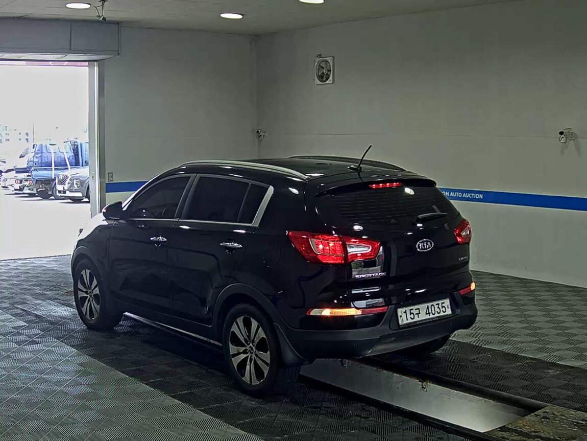 KIA SPORTAGE R DIESEL R2.0 4WD LIMITED 2011 - zdjęcie 6