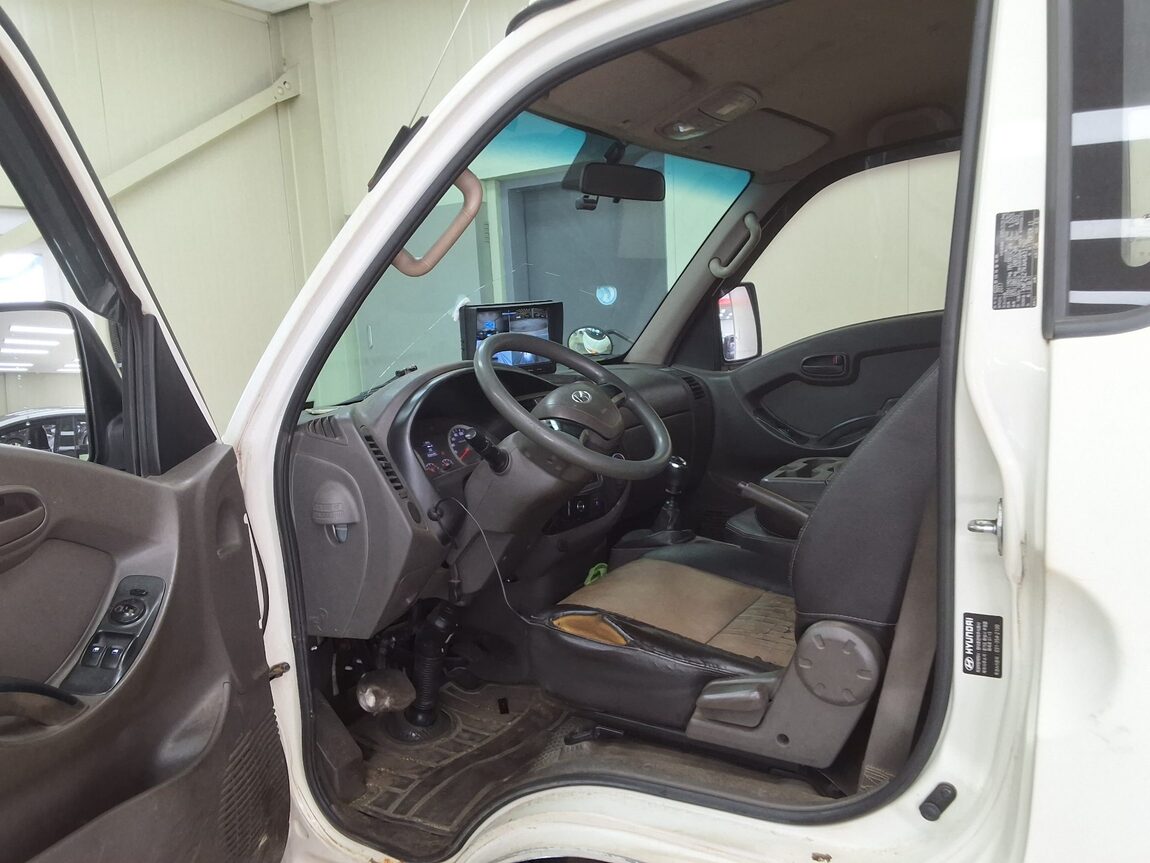 HYUNDAI PORTER II POWER GATE SUPER CAB 2017 - zdjęcie 11