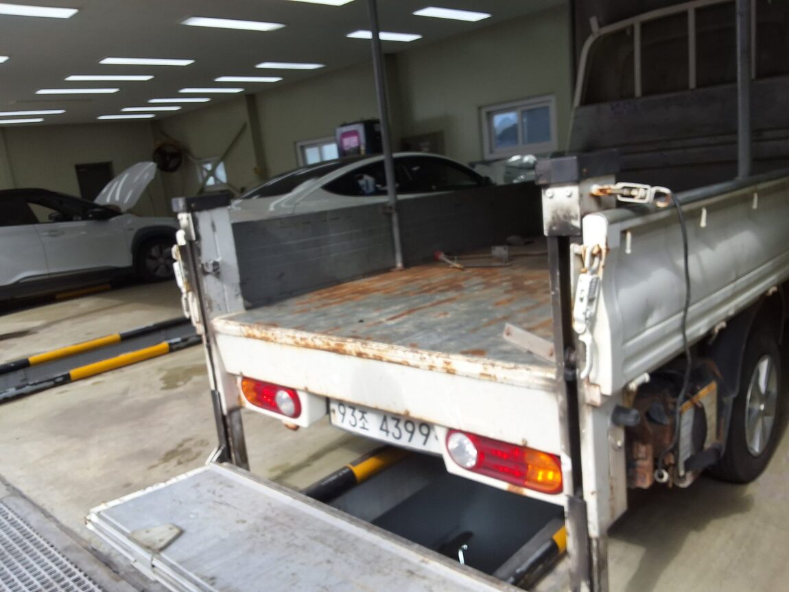 HYUNDAI PORTER II POWER GATE SUPER CAB 2017 - zdjęcie 13