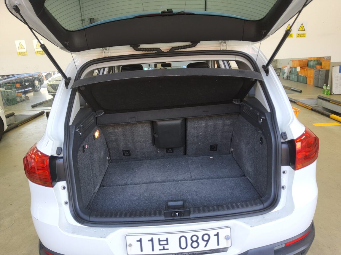 VOLKSWAGEN TIGUAN 2.0 TDI BLUEMOTION PREMIUM 2016 - zdjęcie 15