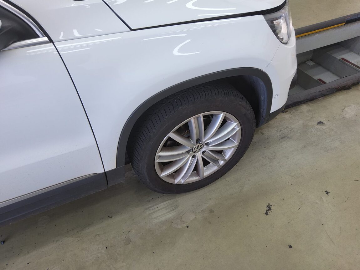 VOLKSWAGEN TIGUAN 2.0 TDI BLUEMOTION PREMIUM 2016 - zdjęcie 22