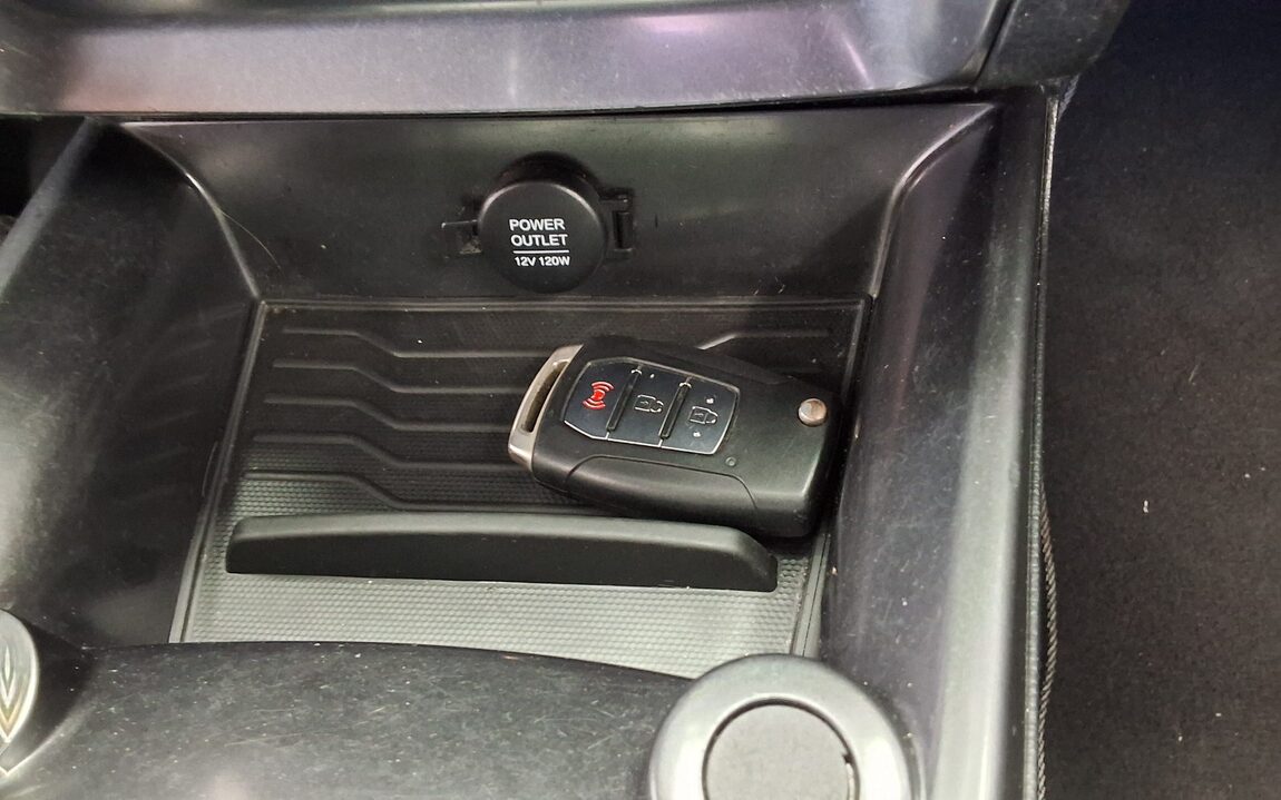 KG MOBILITY (SSANGYONG) VERY NEW TIVOLI 1.6 DIESEL 2WD V1 2020 - zdjęcie 19